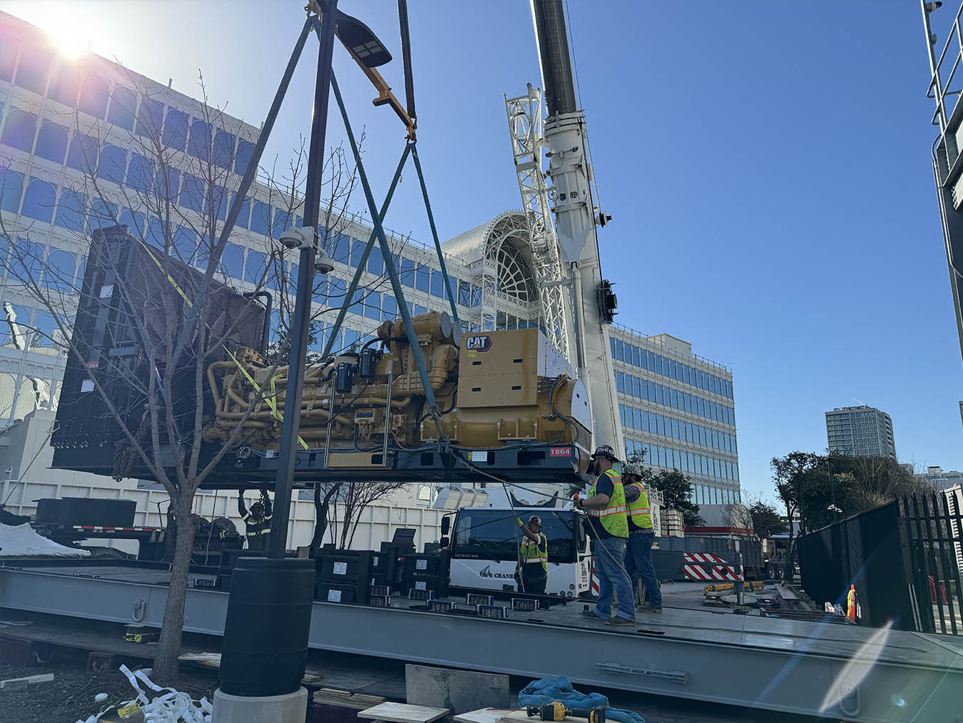 126,000 lb. Mission Critical Generator Set